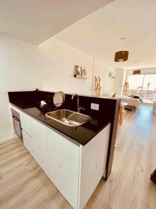 Moderno Estudio Con Balcon Y Parrilla En Palermo * Ciudad Autónoma de Buenos Aires